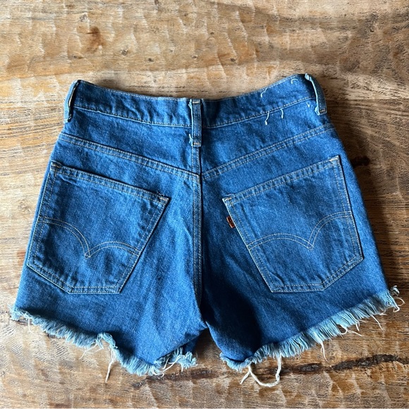 Vintage Levi’s Cut Off Shorts - Picture 1 of 13